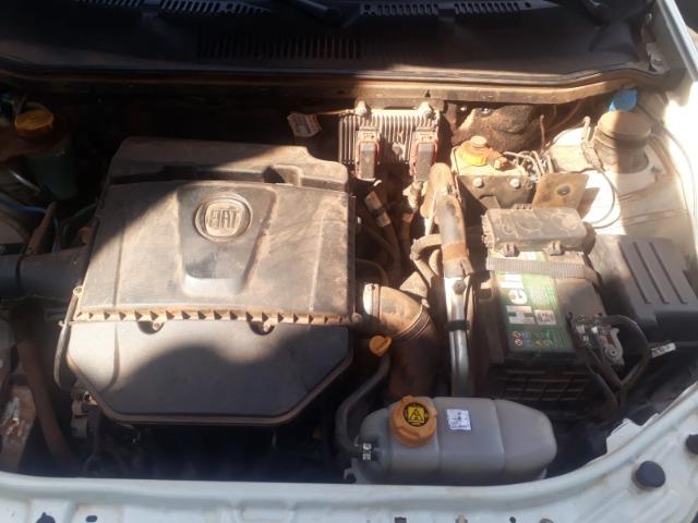 Vende se estrada 1.6 3 porta 2016 - Foto 2