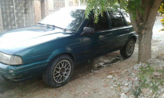 $ 5.000 vendo ou troco em moto santana 96