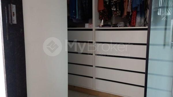 Casa sobrado com 5 quartos na Vila Santa Helena em Goiânia - Foto 8