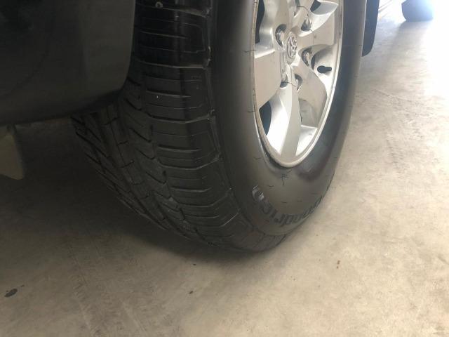 Vendo ou troco Hilux 13/13 SRV Preta - Foto 3