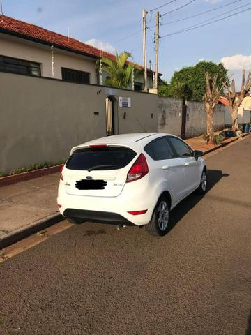 Ford Fiesta Hacth 1.6 AT - Foto 3