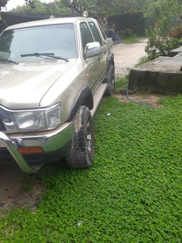 Carro Hilux - Foto 2