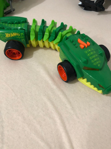 hot wheels road rippers mutant machines