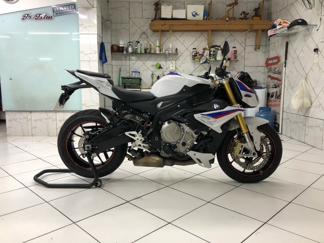 BMW S 1000R