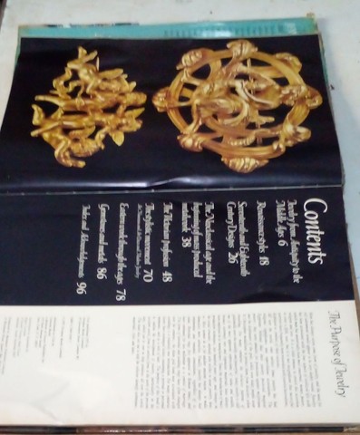 THE PLEASURE OF JEWELRY AND GEMSTONES  - Foto 2