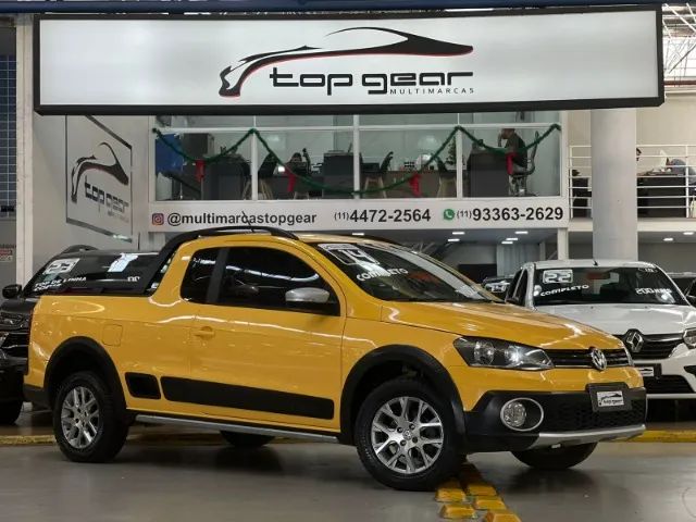 VW - Volkswagen Saveiro Cross 1.6 C.E. Amarela 2014 - Dourados