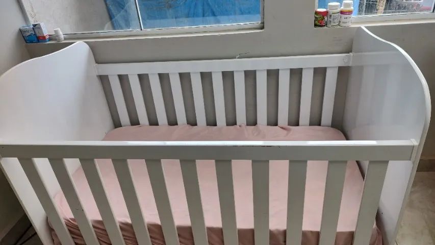Berço padrão americano ( Acompanha o colchão) - Foto 6
