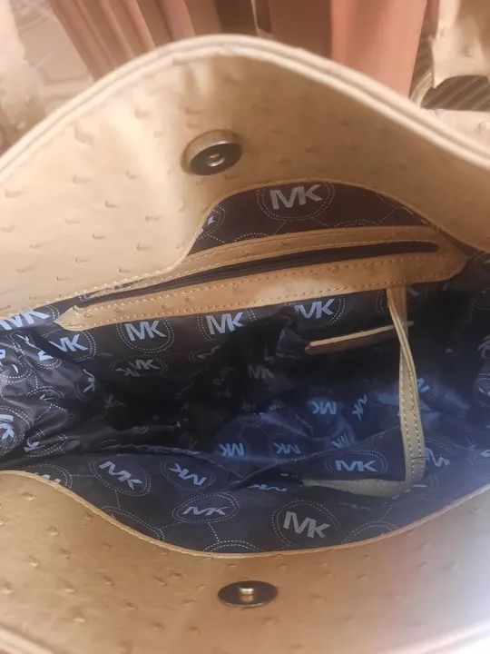 Bolsa Michael Kors Bege em Couro - Ótimo estado! - Foto 5