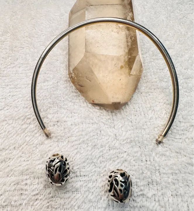 Pulseira de prata para berloques Pandora e Vivara - Foto 3