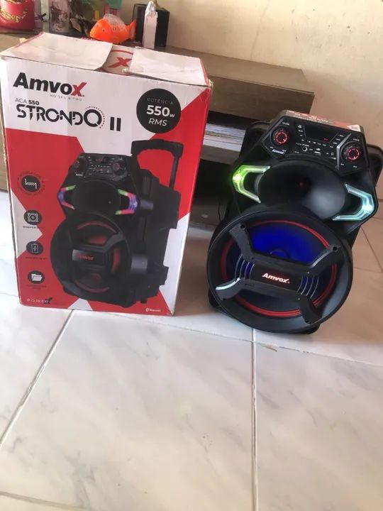 Uma caixa de som está funcionando perfeitamente  - Foto 3