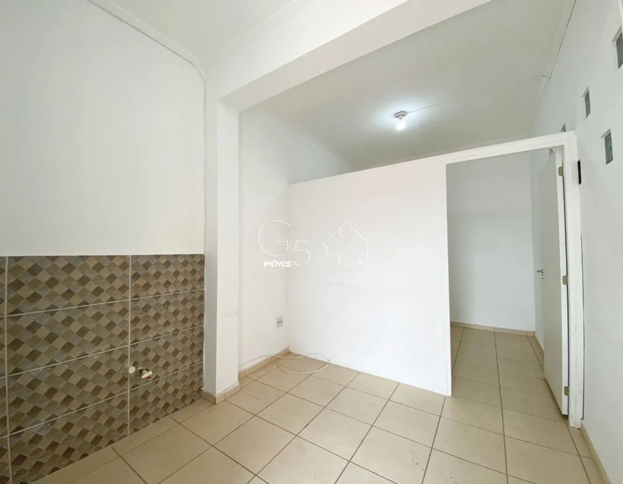 ALUGA-SE SALA COMERCIAL VILA HORTOLÂNDIA