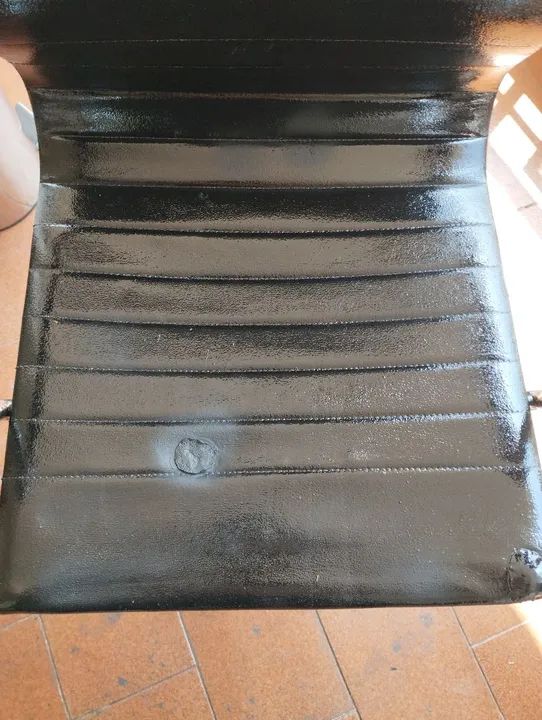 Cadeira Giratória Executiva Preta - Foto 3