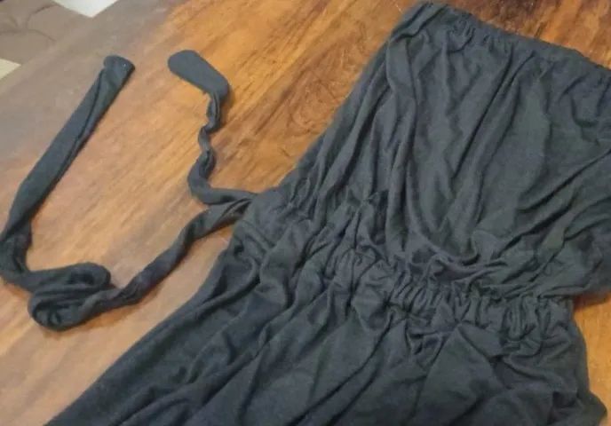 Macacão preto tomara que caia, viscose e elastano, maravilhoso e impecável!!!