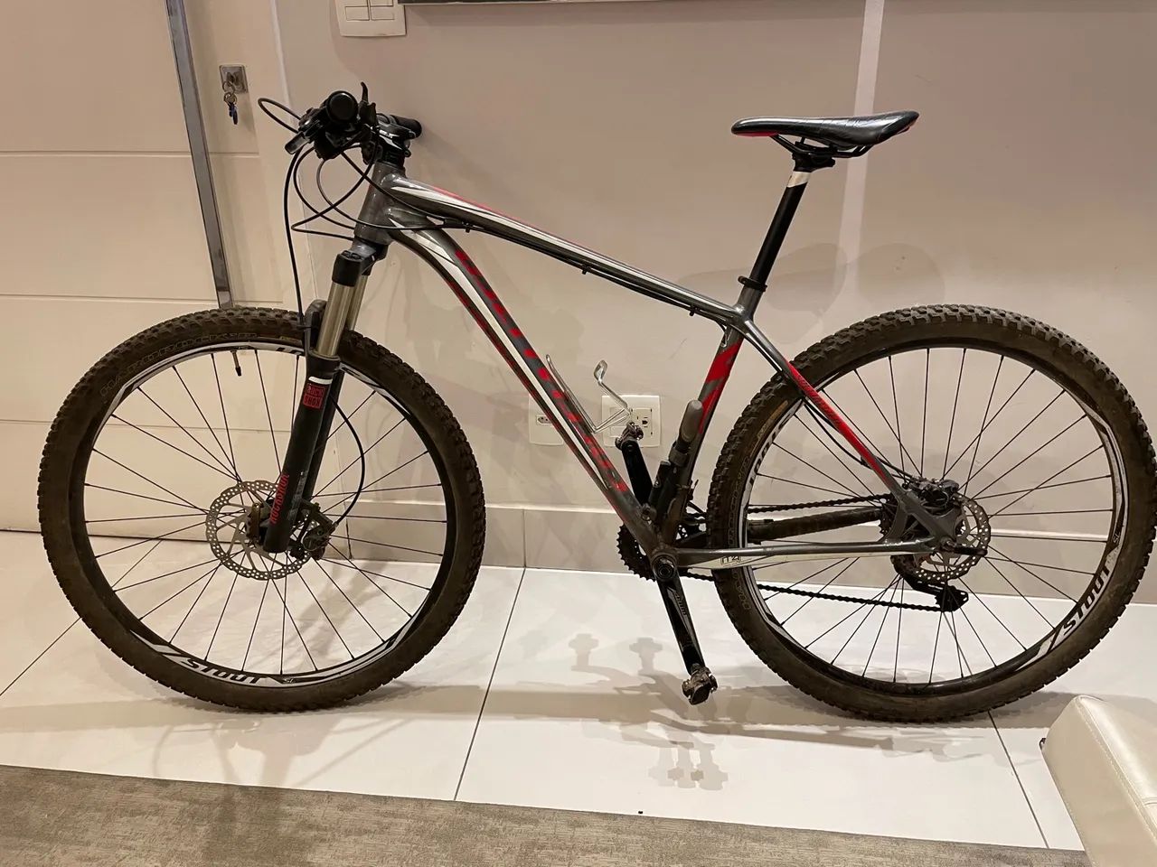 Bicicleta Mountain Bike Specialized Crave aro 29 - Foto 2