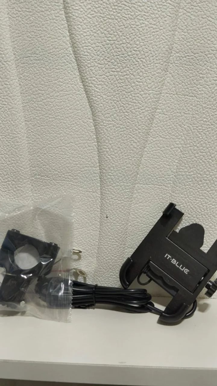 Suporte de Celular para moto com carregador - Foto 3