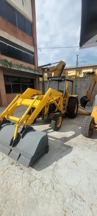 Retroescavadeira Massey Fergusson 1992 - Foto 2