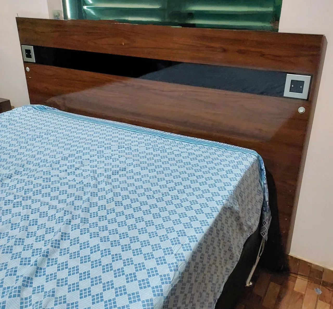 CONJUNTO Cabeceira Casal + 2 Mesas de Cabeceira com Gavetas