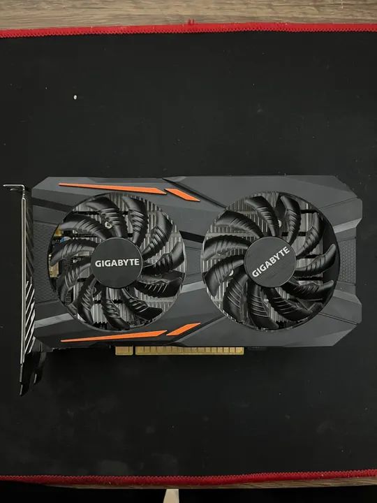 Placa de vídeo Nvidia Gigabyte Geforce 10 Séries Gtx 1050 2gb (Usado)
