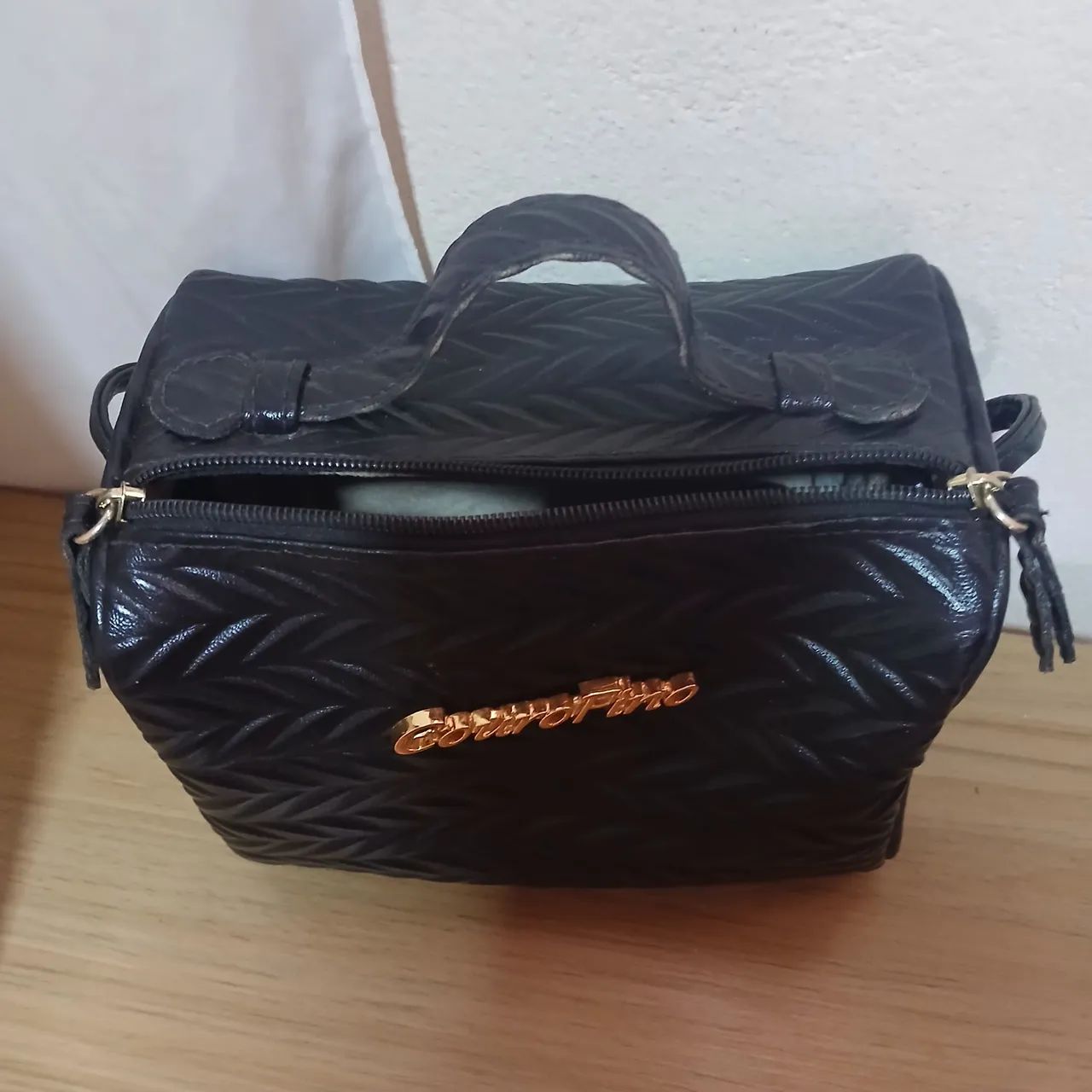 Bolsa Feminina  Couro fino Preta - Foto 3