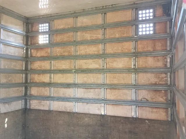 BAUS VARIOS MODELOS SECOS E REFRIGERADOS preços a combinar - Foto 3