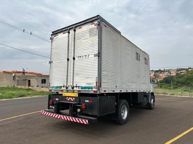 Caminhão Vw 15180 Mod 2009 - Bau Oficina !!! - Foto 2