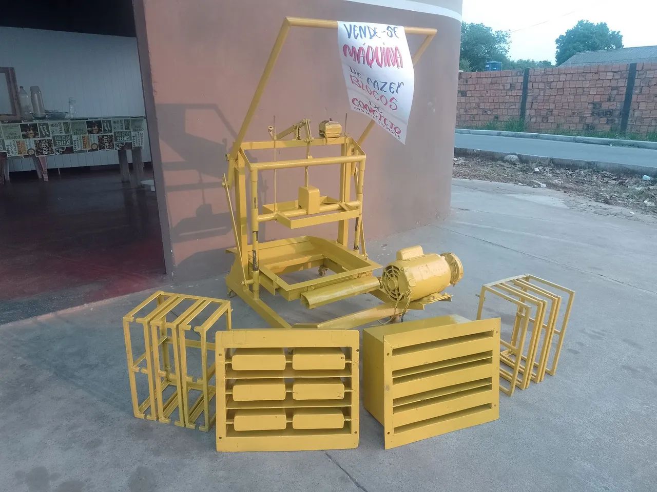 Máquina de fazer blocos de concreto  - Foto 4