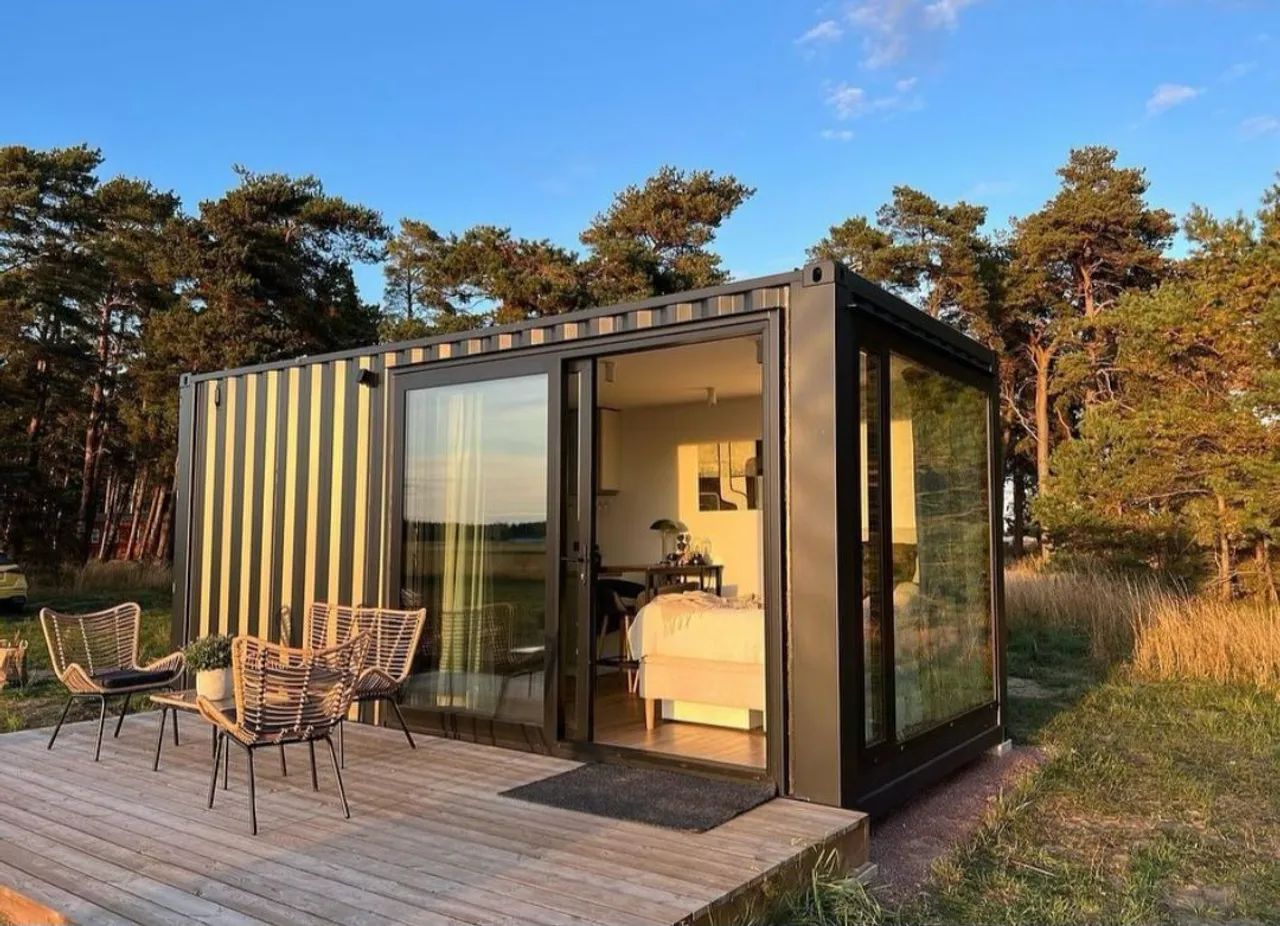 Kitnet - Airbnb - Chalé - Mini Mercado - Escritório em Container 