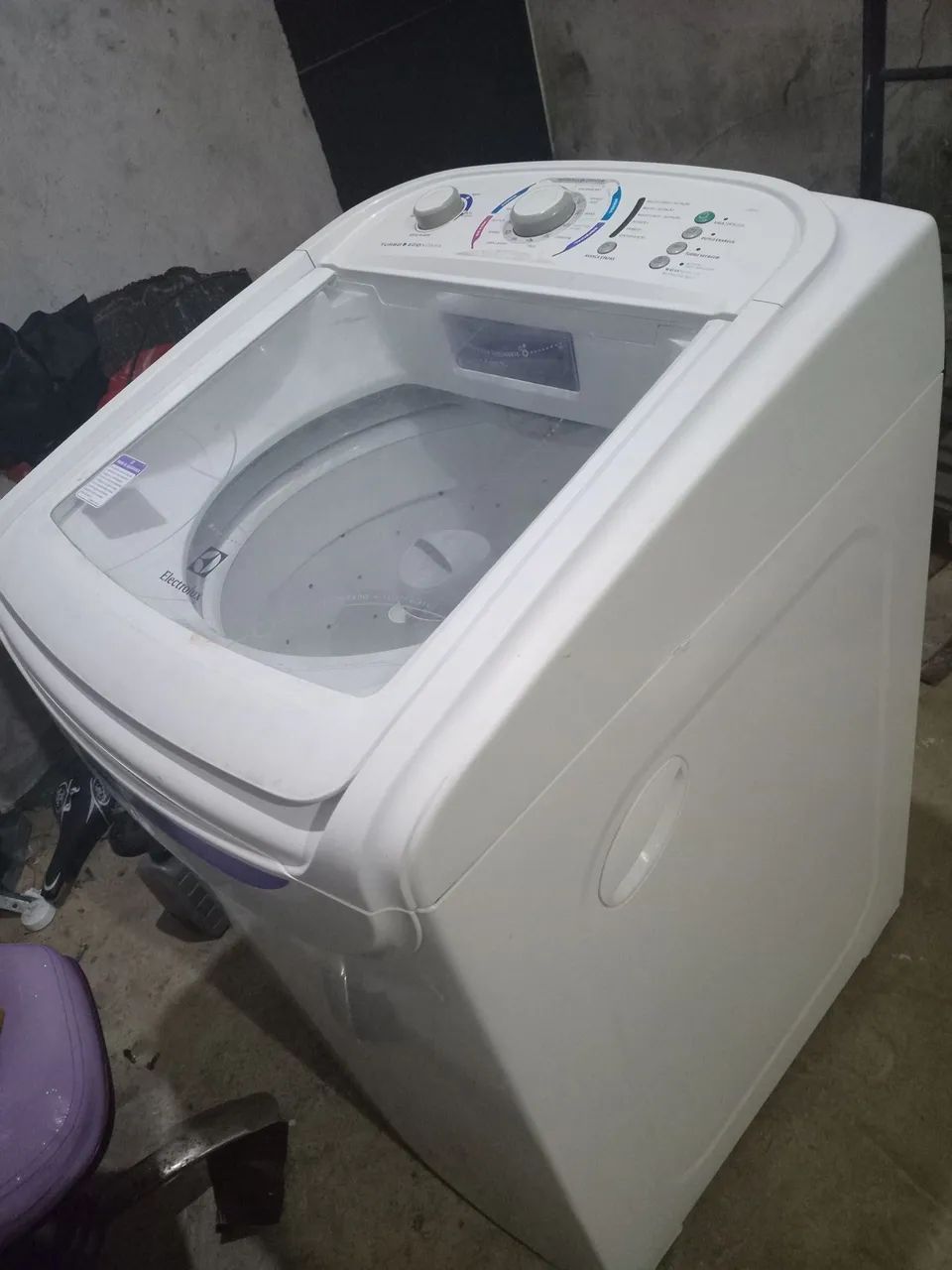 Máquina de Lavar Electrolux 13 kg zap *1