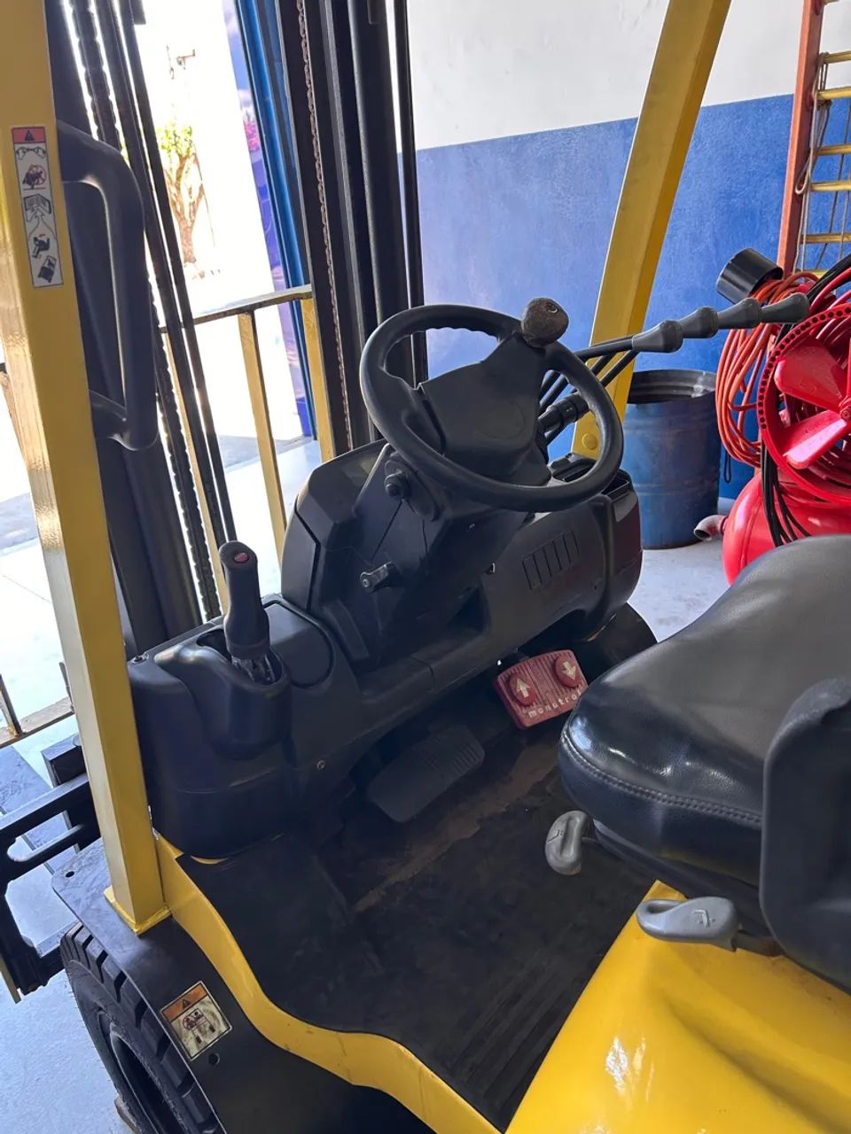 Empilhadeira Hyster  - Foto 3