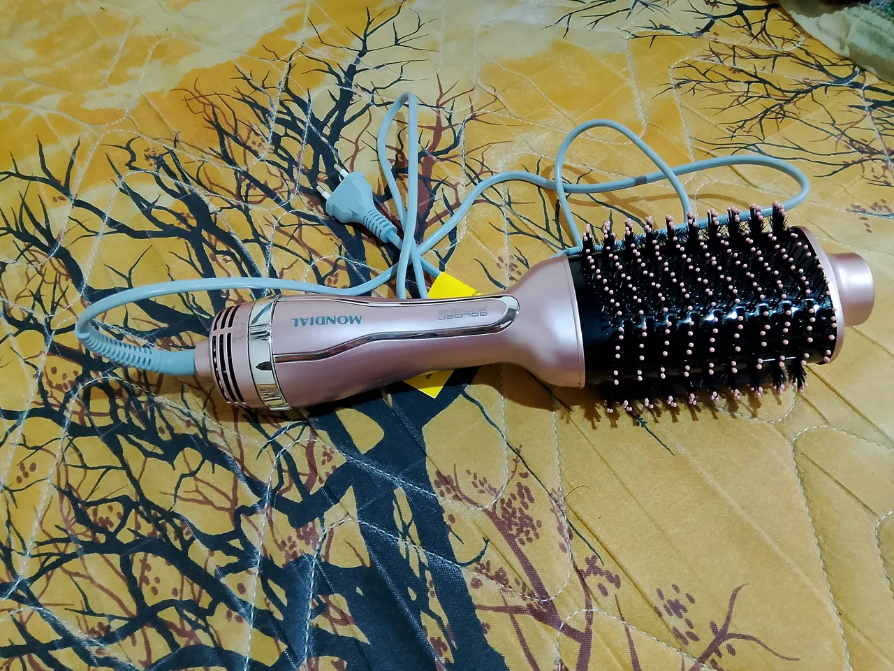 Escova Secadora Mondial Golden Rose