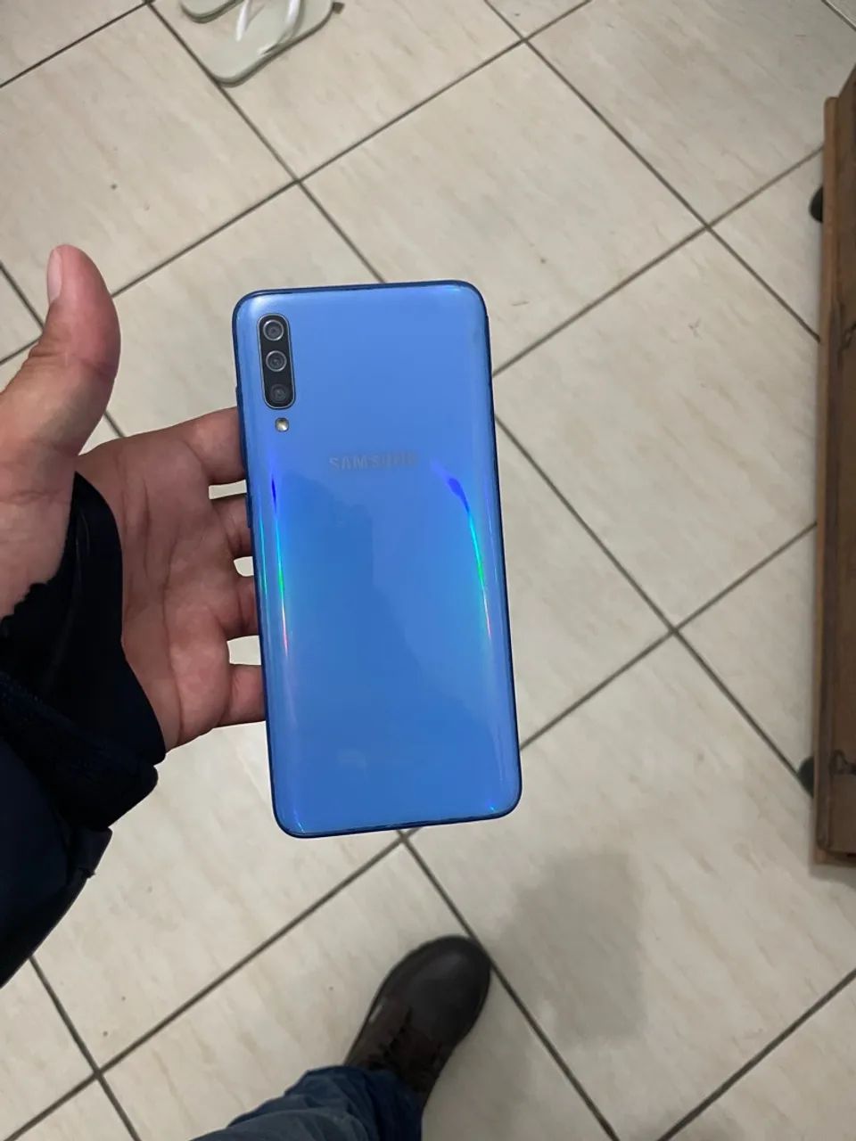Vende se  Samsung A70  - Foto 4