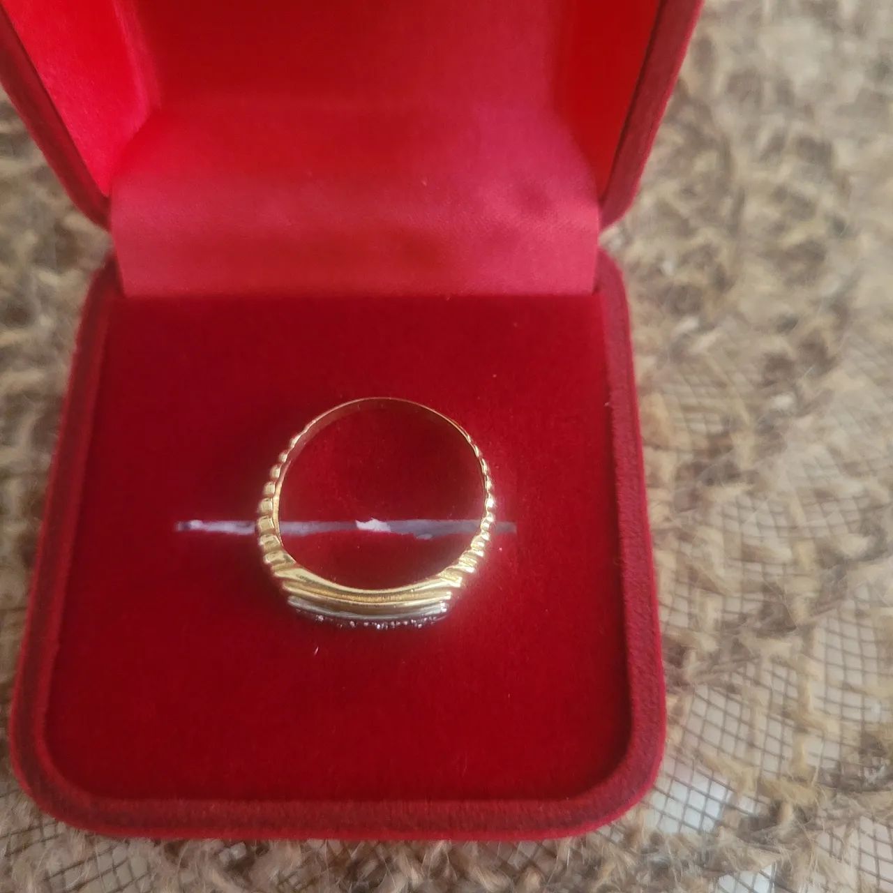 Anel de ouro amarelo e branco 18k  750 com 4 diamantes  - Foto 3