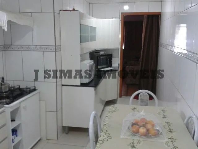 Casa (Padrão), com 3 quartos e 2 banheiros à Venda, 90 m² em Porto Alegre/RS - Foto 4
