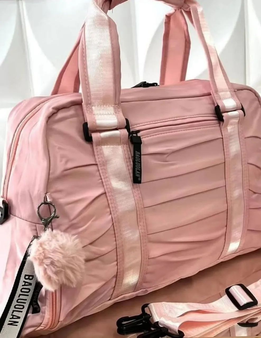 Bolsas de Mão Elegância e Estilo academia  - Foto 2