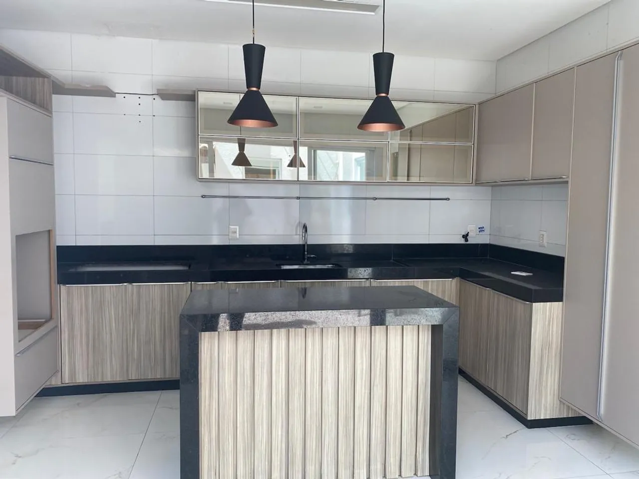 ALUGO CASA RESIDENCIAL