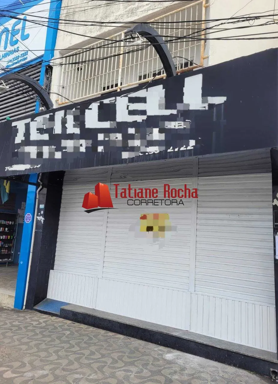 Alugo ponto comercial no bairro centro.
