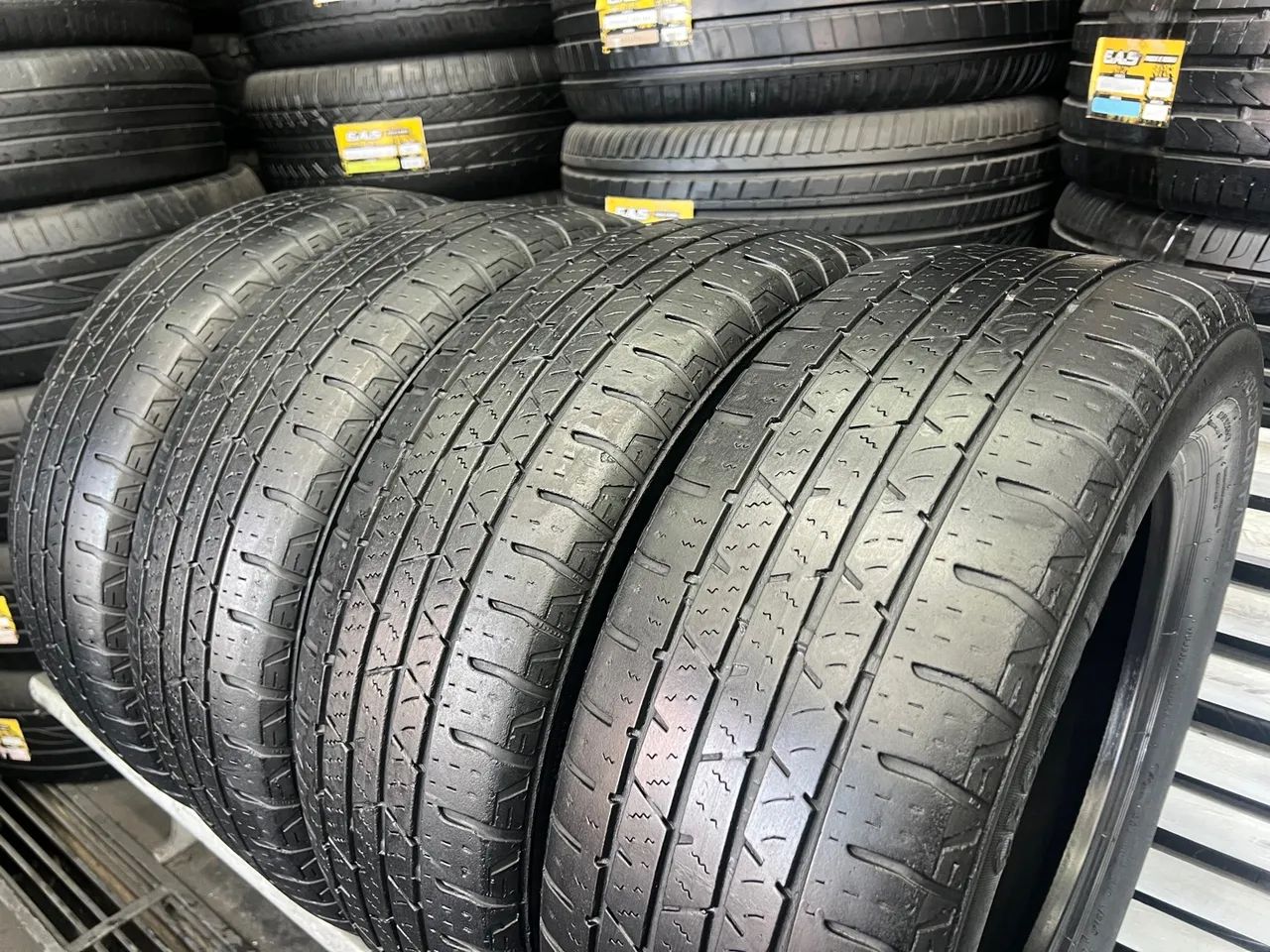 Jogo de Pneus 195/60/16 Continental CrossContact R$999 / Pneu 195/60R16 - Foto 3