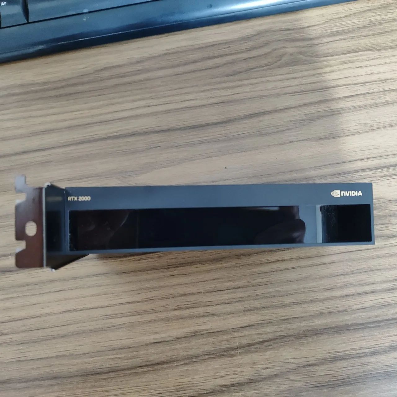 Nvidea Quadro RTX 2000 Ada Generation 16GB para IA (nova)  - Foto 3