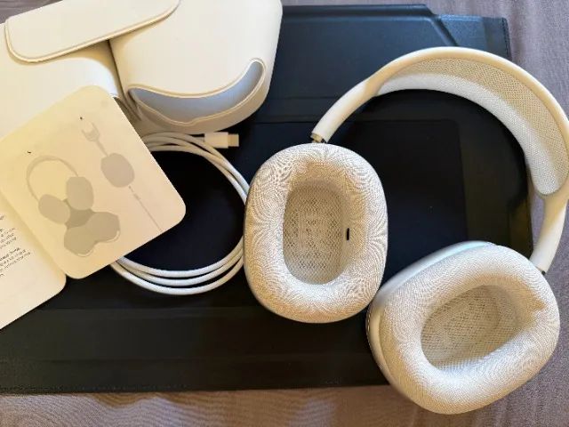 Fone de Ouvido Apple AirPods Max - Starlight - USB-C - Foto 3