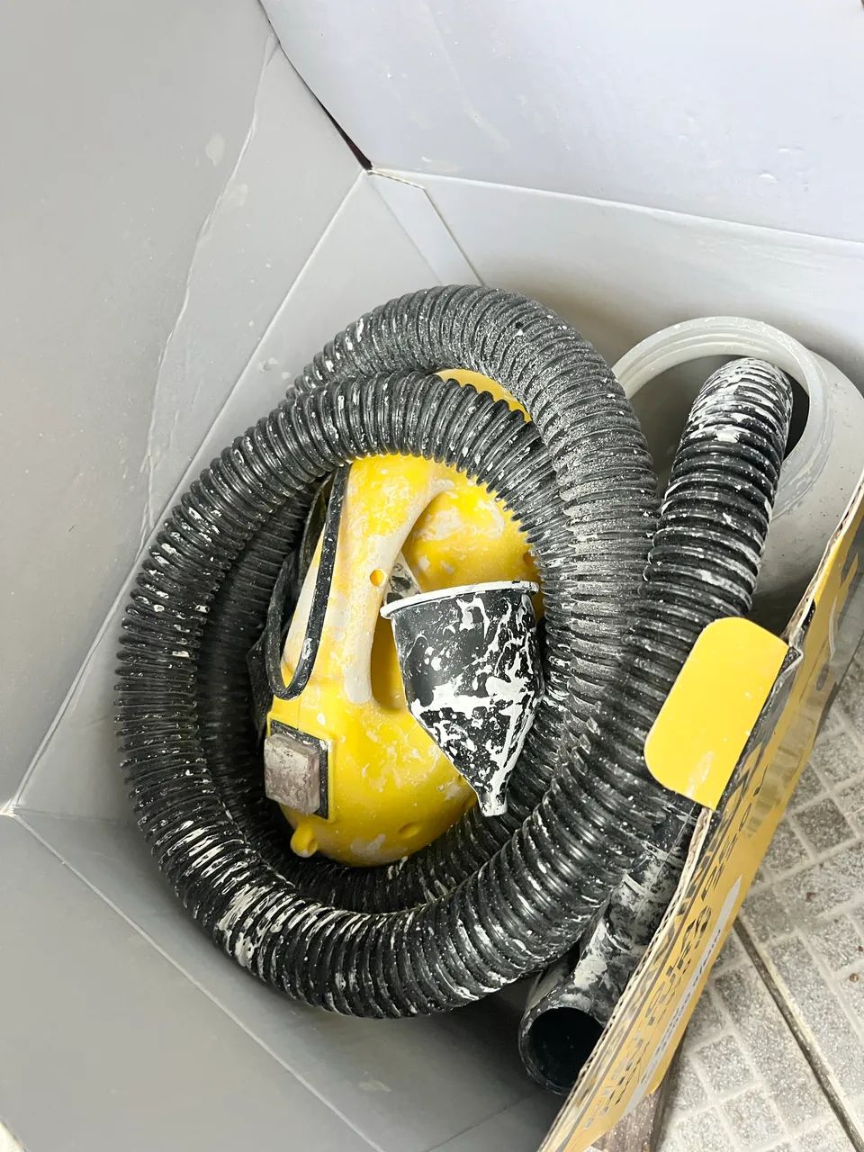 Pistola de pintura 220v semi nova  - Foto 2