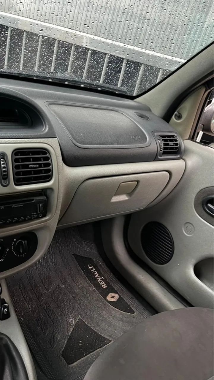 Clio 1.6 16V quem procura máquina  - Foto 3