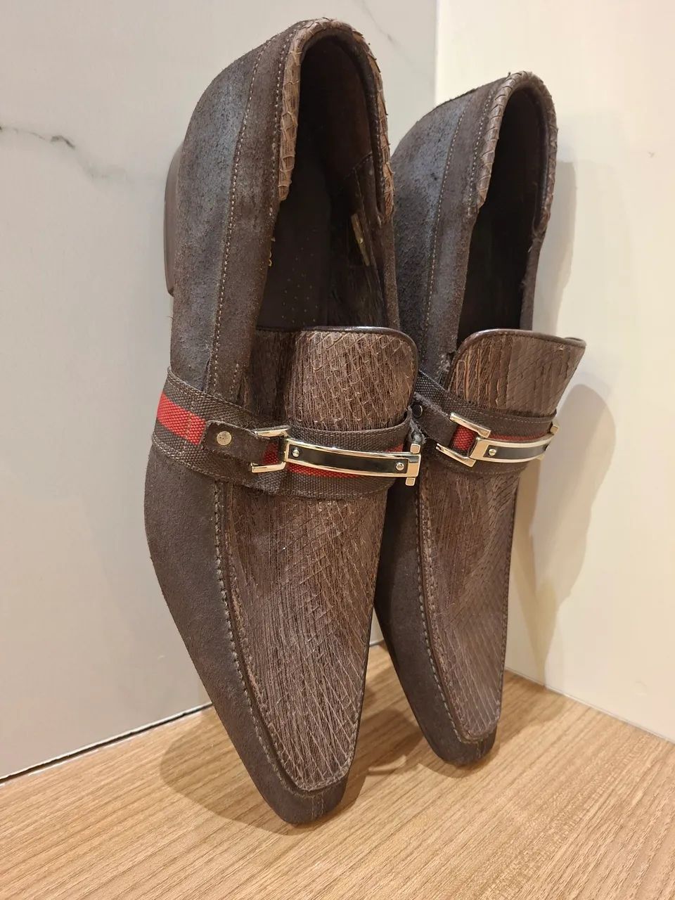 Lindo Sapato de Couro especial - Foto 2