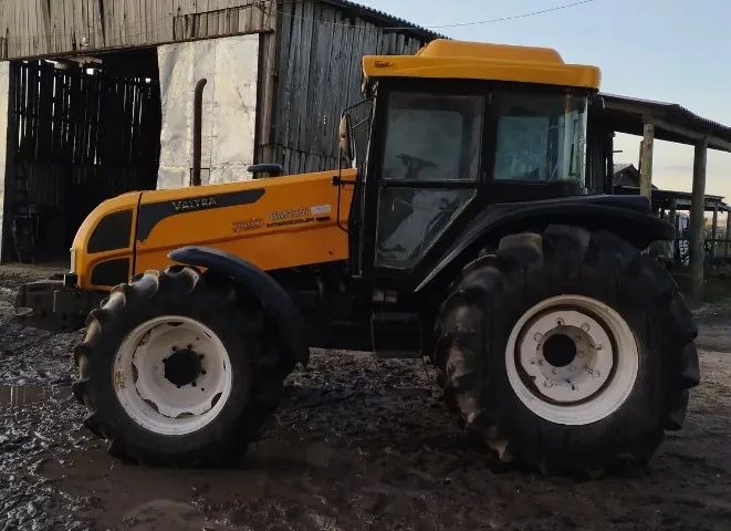 Trator Valtra Bm125 2016. - Foto 2