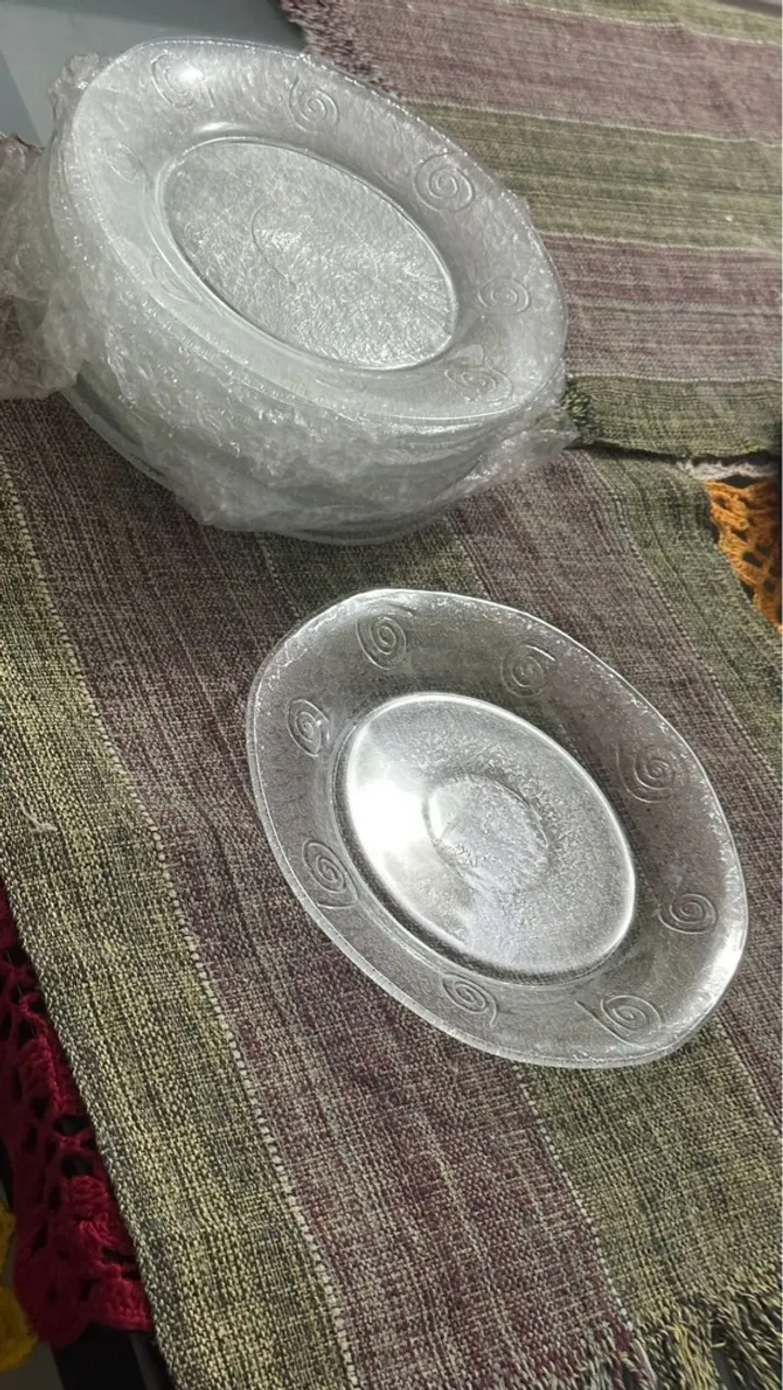 Conjunto de Pratos de Vidro Decorativos