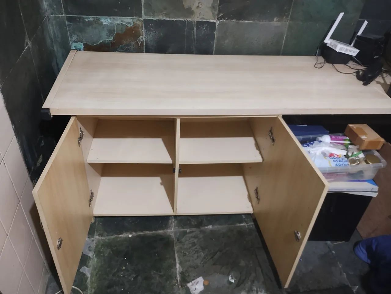 Mesa Grande de Escritório + Armario 4 partições (creme) - Foto 2
