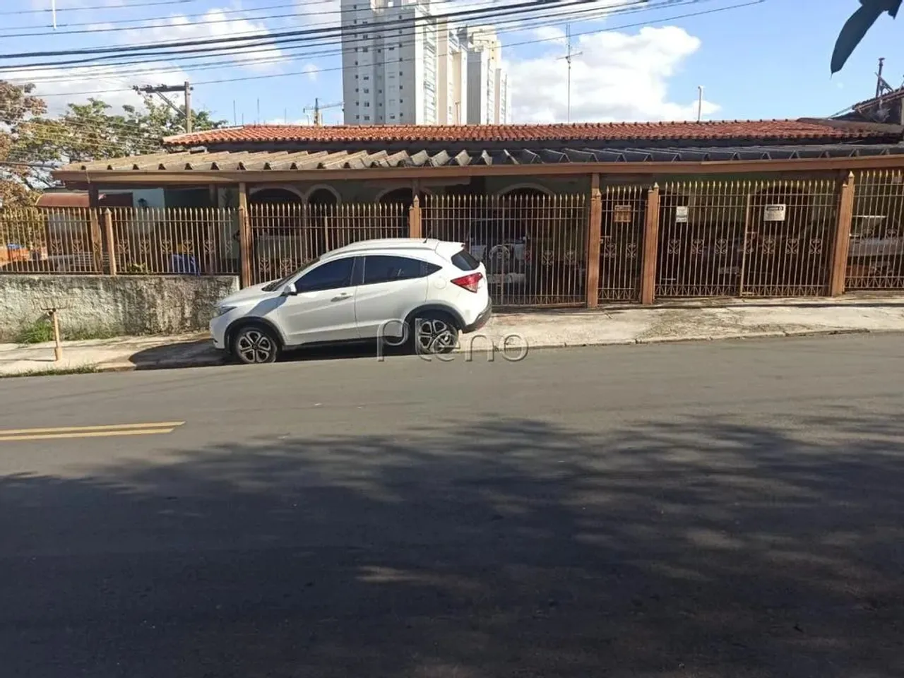 Casa à venda na região do Taquaral - Campinas/SP