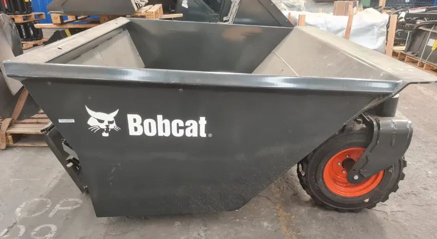 Implemento Dumper Marca Bobcat Novo - Foto 2