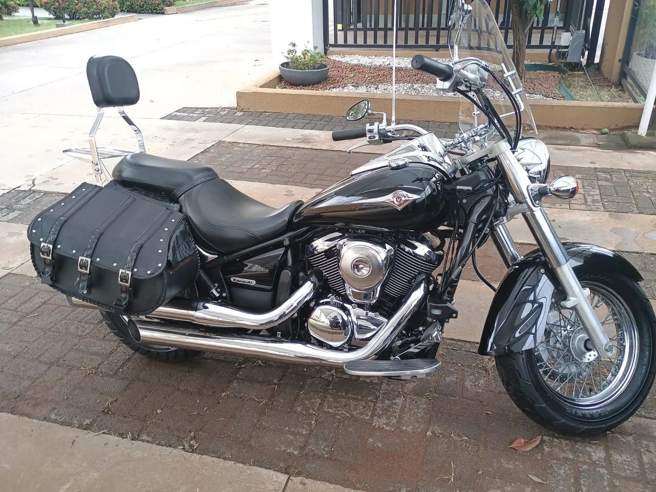Kawasaki Vulcan 900 Custom - Foto 2