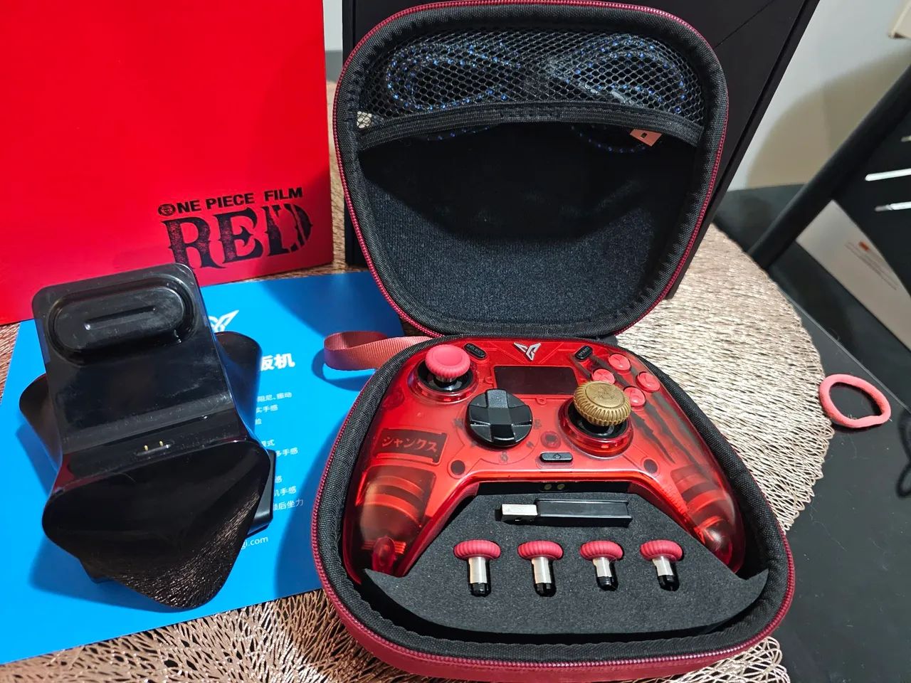 Controle Flydigi Apex elite 3 One Piece Film Red - Edição Limitada - Foto 5