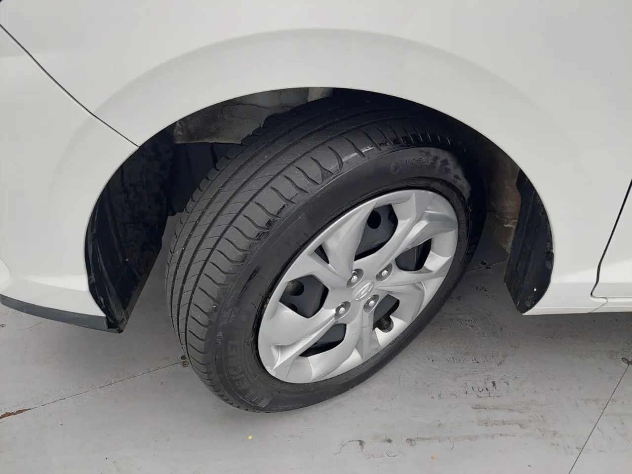 Hyundai HB20S Comfort Plus 1.0 Flex 12V Mec., foto 11 de 18